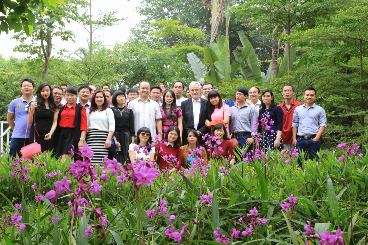 Tập thể nhân viên Công ty Cổ phần Austnam Tập thể nhân viên Công ty Cổ phần Austnam